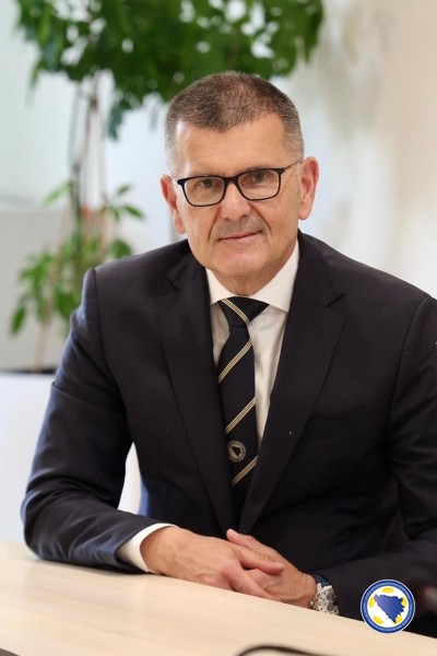 adnan dzemidzic 285