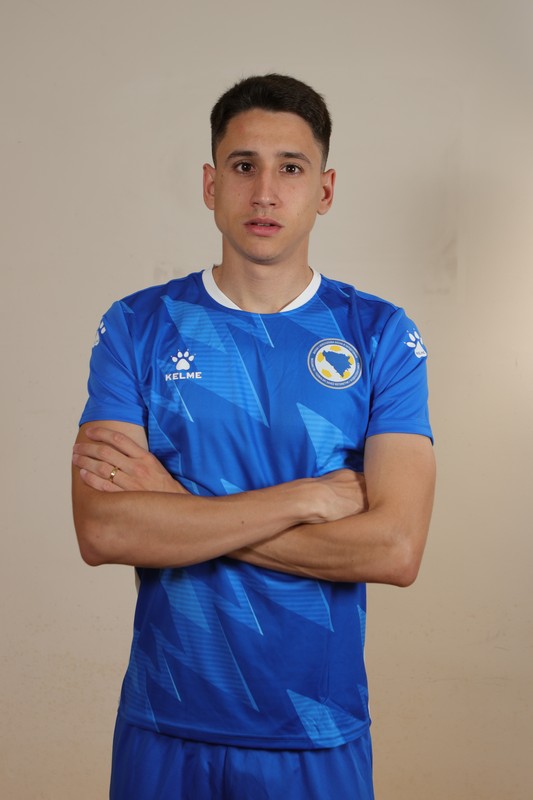 Luka Menalo